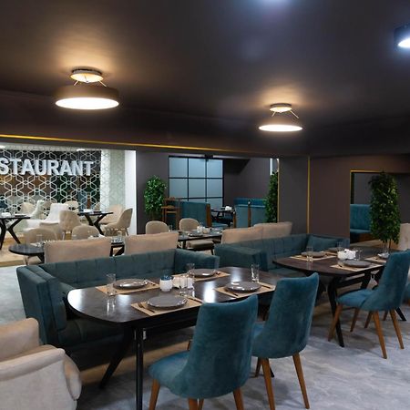 Dora Hotel Shymkent Exterior photo
